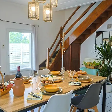Maison Sur La Route Du Cognac بيت للعطل Saint-Meme-les-Carrieres